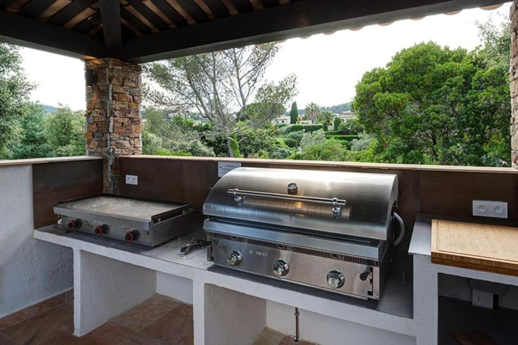 Villa La Crespina Saint Aygulf Luaran gambar