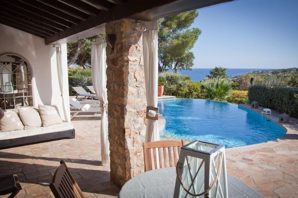 Villa La Crespina Saint Aygulf Luaran gambar